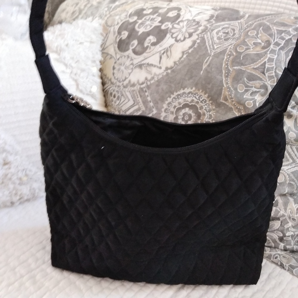 Vera Bradleys black quilted purse